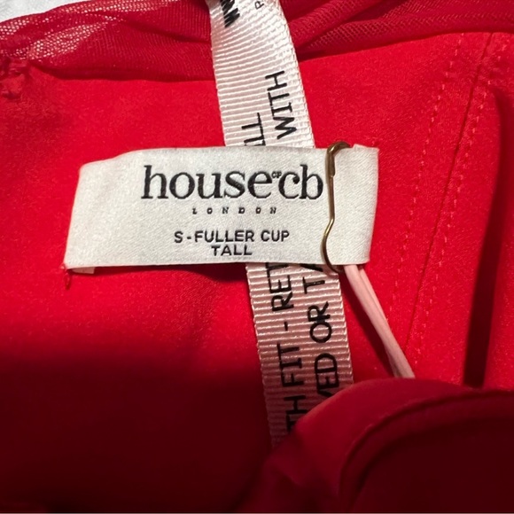 House of CB Alana Dress in Red - Picture 4 of 5